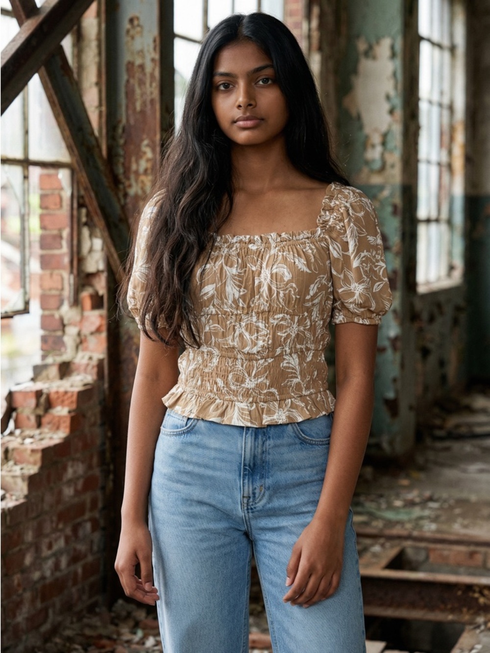 Promesa Sand Floral Puff Sleeve Crop Top Effortlessly Romantic Vintage Touch